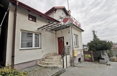 Klimatyczny dom na wzgórzu – centrum Przeworska