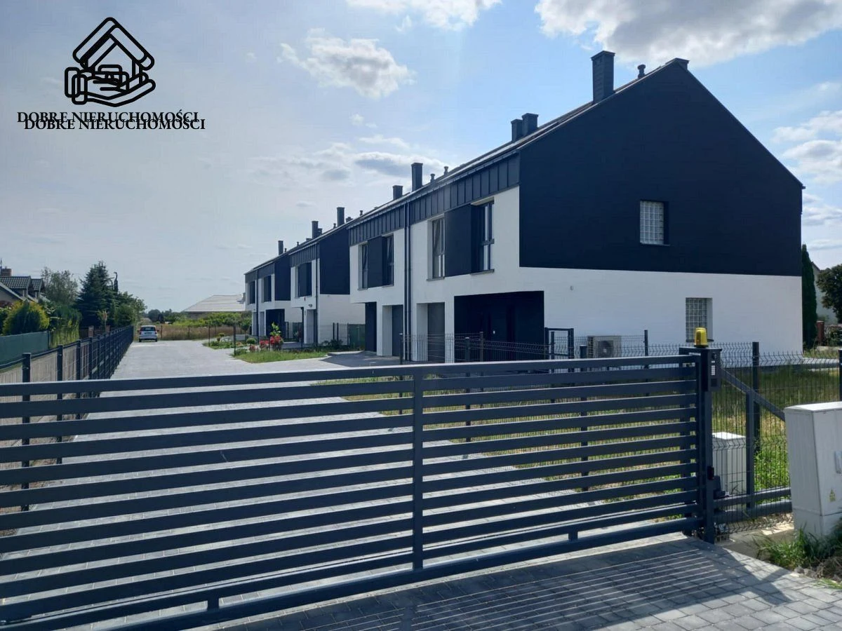 Ostatnia połówka Bliźniaka, Garaż - Pólko - dd_fb4450c2_ds_238821_1.jpg