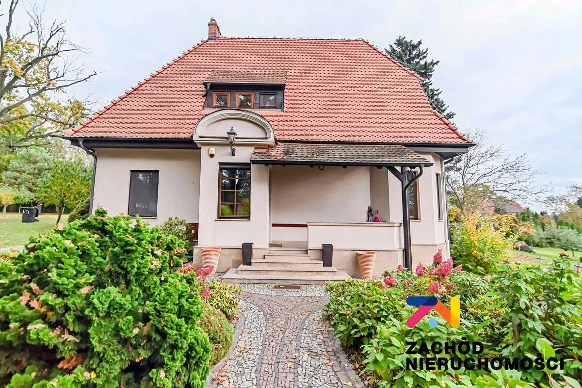 Na sprzedaż wyjątkowa, nieruchomość położona w malowniczych Cigacicach - zaledwie 15 minut drogi od centrum Zielonej Góry. - 163810227-1l.jpg