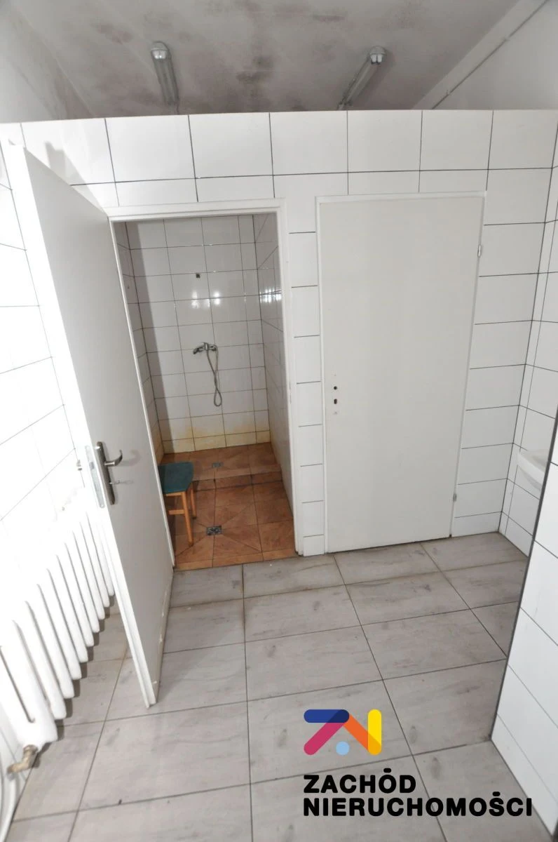 Na sprzedaż budynek wolnostojący o powierzchni 400 m2 usytuowany na działce o powierzchni 1138 m2, zlokalizowany w miejscowości Konotop, gmina Kolsko, powiat nowosolski. Obiekt obecnie wynajmowany pr… - 4