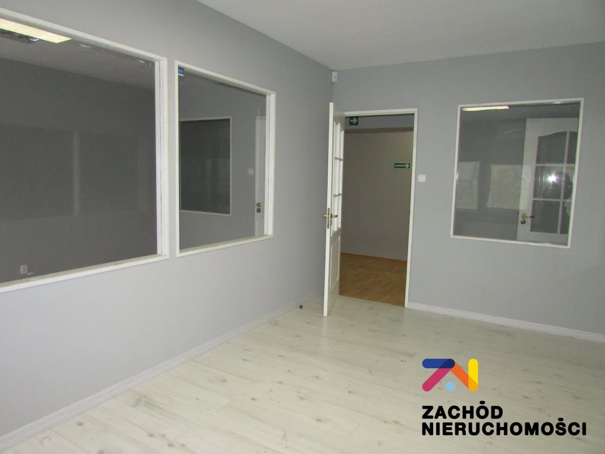 Oferujemy na wynajem kompleks biur o łącznej powierzchni 223m2. - 140070227-1l.jpg