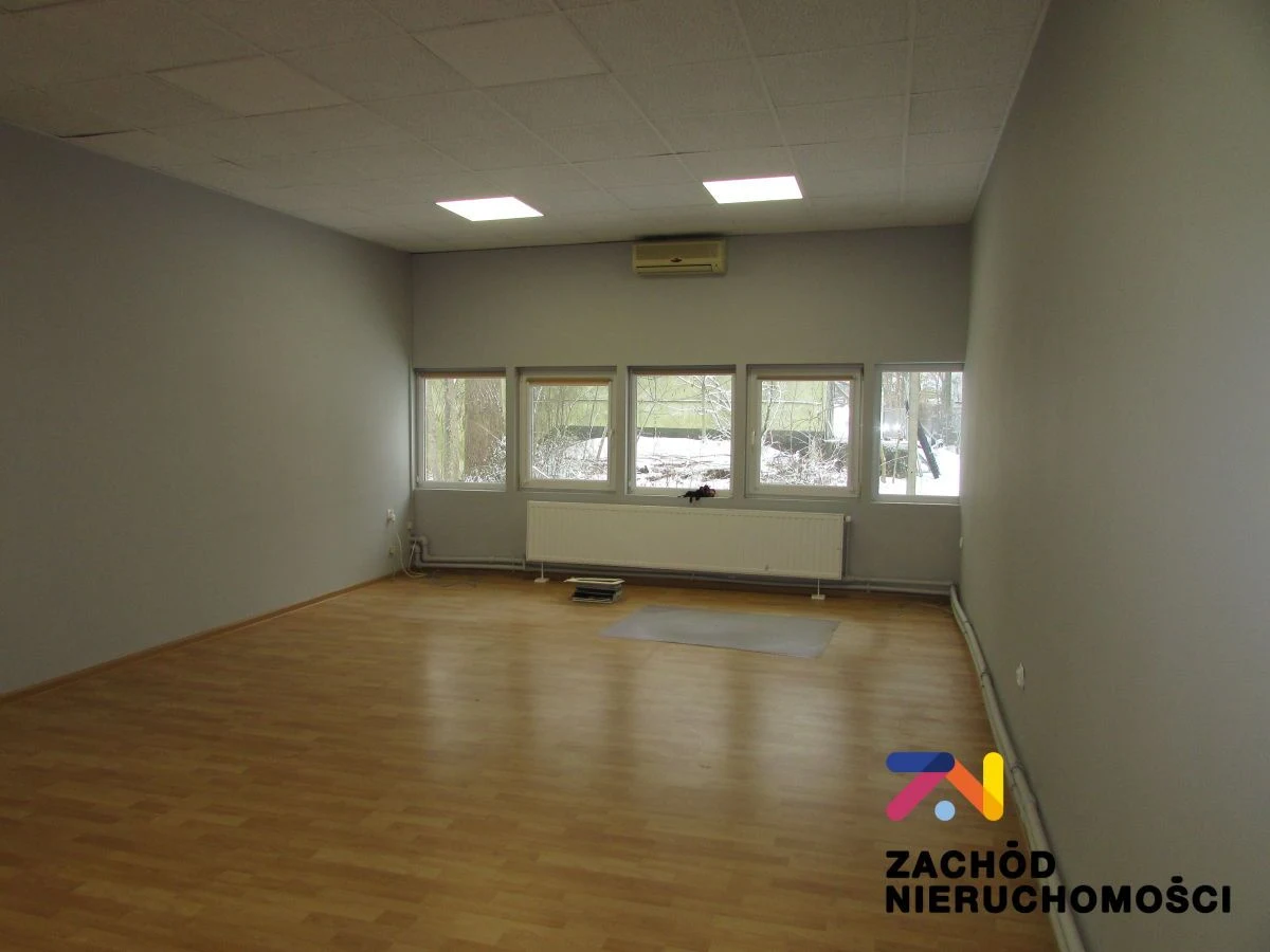 Oferujemy na wynajem kompleks biur o łącznej powierzchni 223m2. - 2