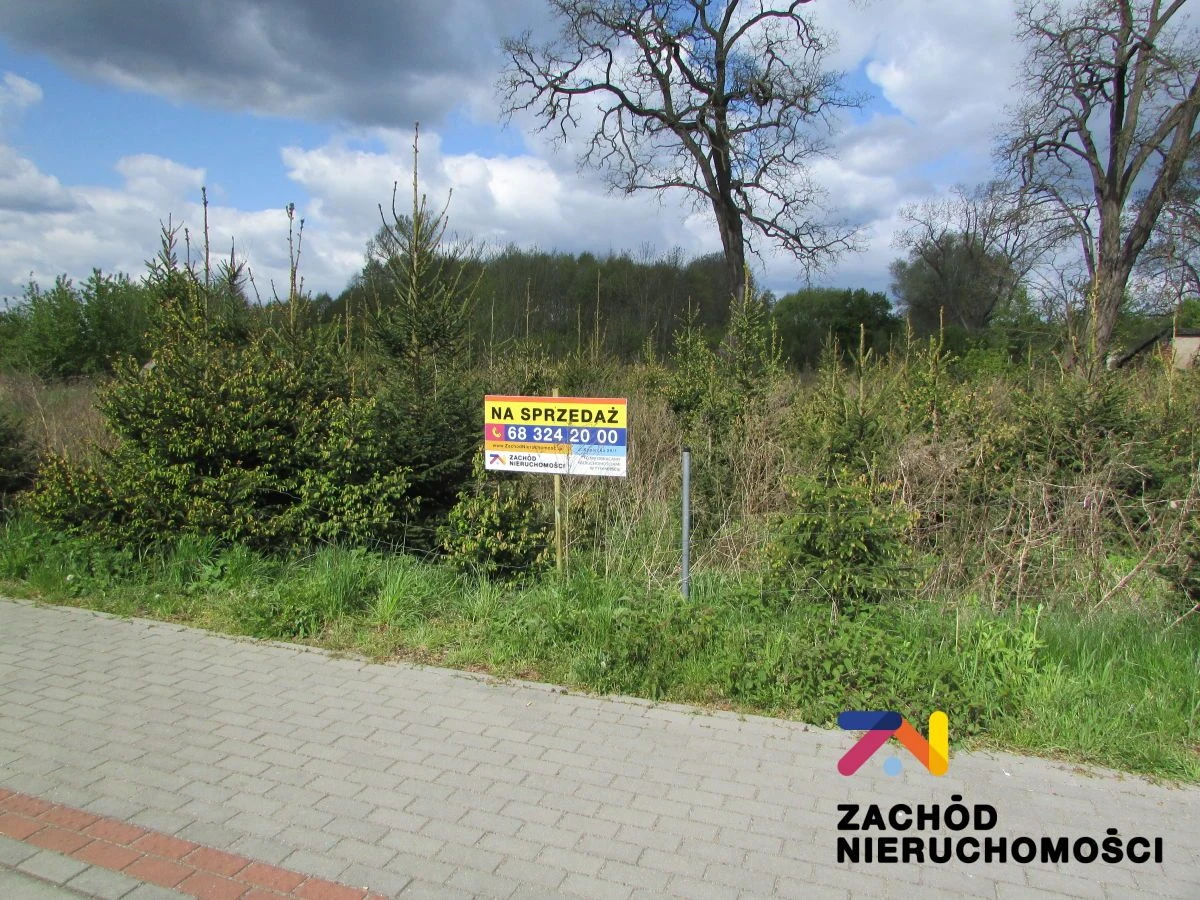 Na sprzedaż działka o powierzchni 800 m2 usytuowane bezpośrednio przy drodze głównej w miejscowości Sycowice- Gmina Czerwieńsk. - 3