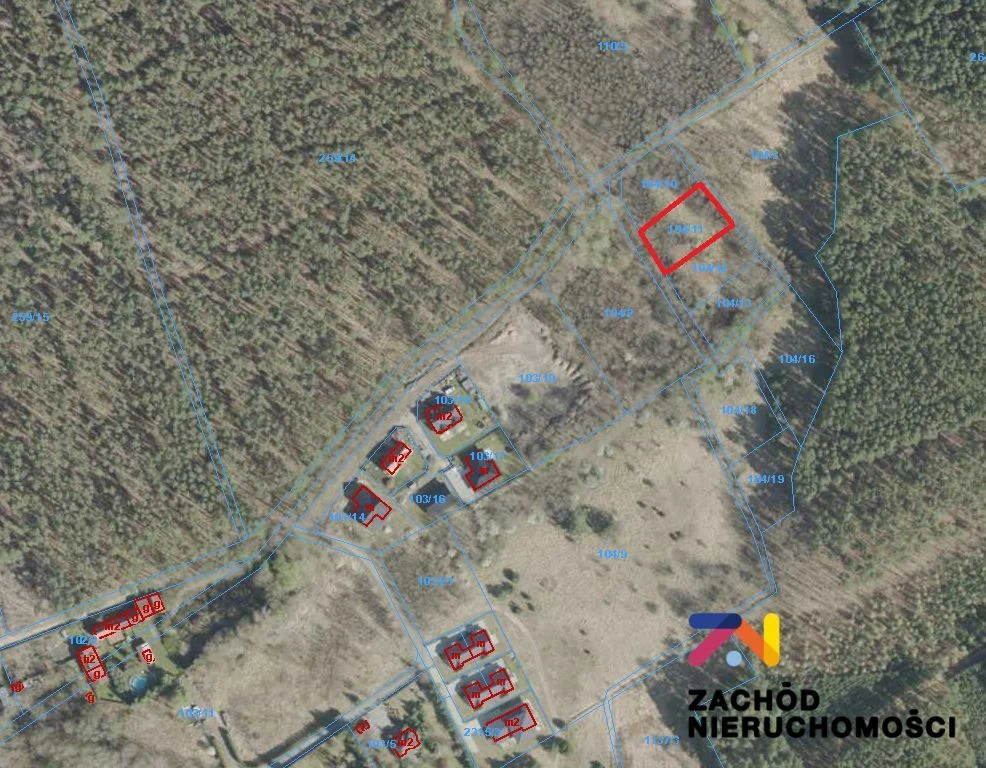 Oferujemy Państwu na sprzedaż działkę budowlaną o pow. 1033m2 zlokalizowaną w Ochli przy ul. Strumykowej - 3