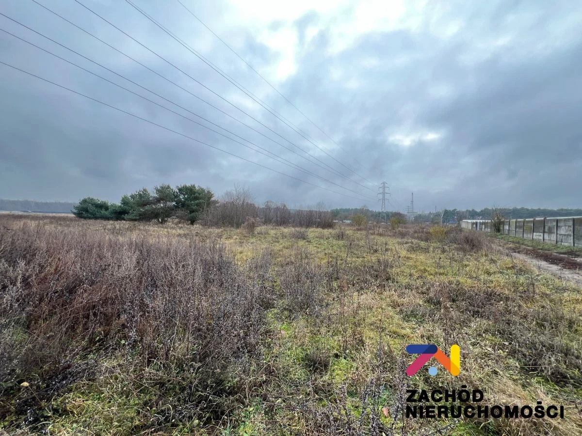 Oferujemy na sprzedaż działkę w dzielnicy Nowe Miasto (Zawada) w Zielonej Górze. - 159120227-1l.jpg