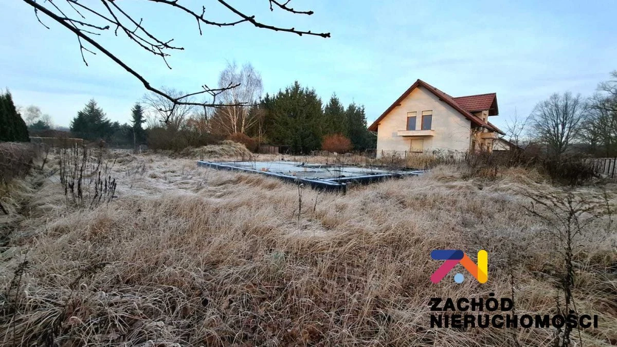 Oferujemy Państwu na sprzedaż działkę budowlaną w miejscowości Cigacice o pow. 942m2 z rozpoczętą budową. - 164390227-1l.jpg