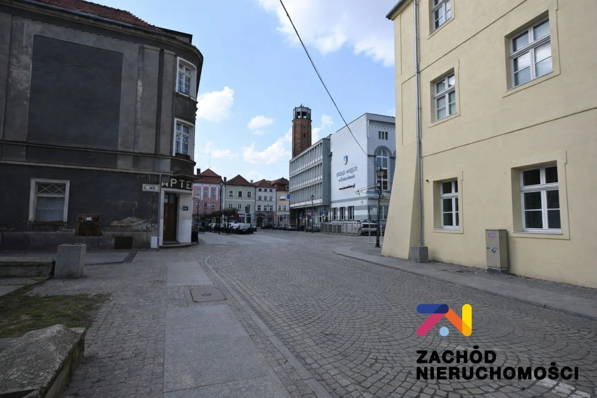 Na sprzedaż unikalna działka w samym sercu Kożuchowa!  Ta wyjątkowa oferta obejmuje dwie przyległe nieruchomości o numerach 488/4 i 488/5 i powierzchni 252m2.
