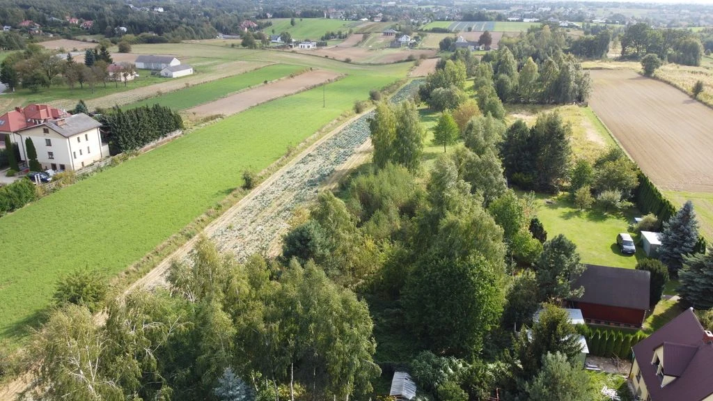 Praktyczne wymiary,zaciszna lokalizację, dużo ziel - 2