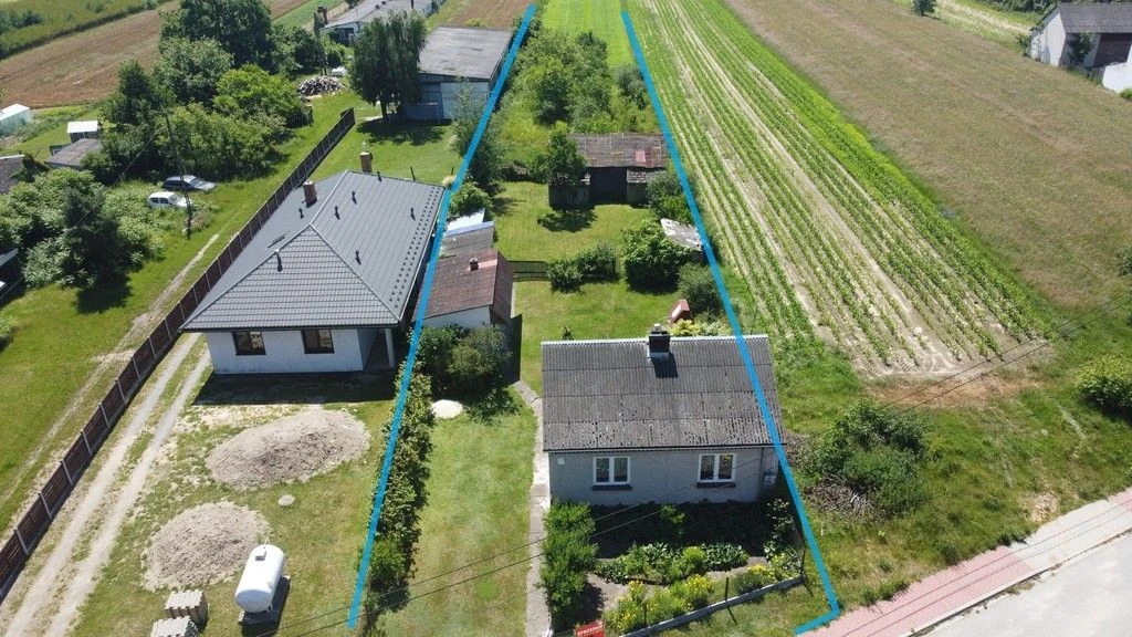 Dom 50 m2  na działce w m. Babilon gm. Lipsko.