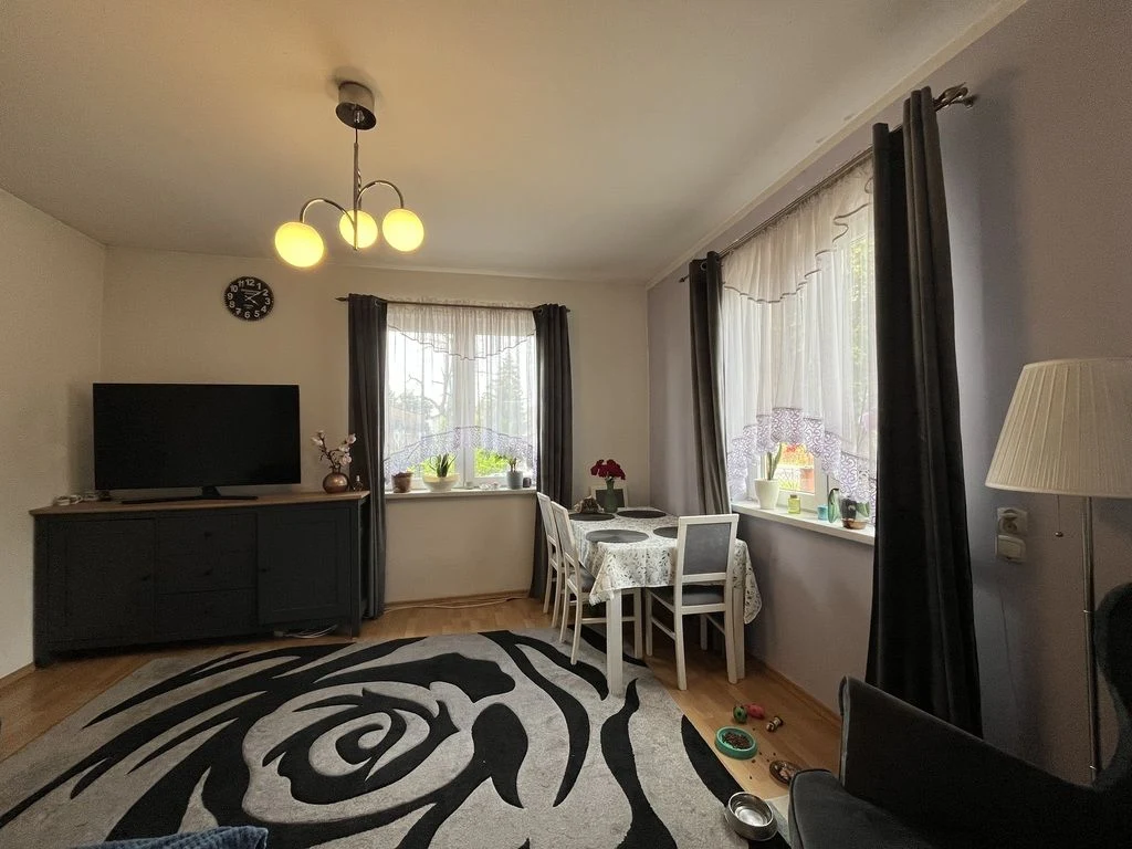 Dom 100 m2 w centrum Gniewoszowa gm. Kozienice. - 2