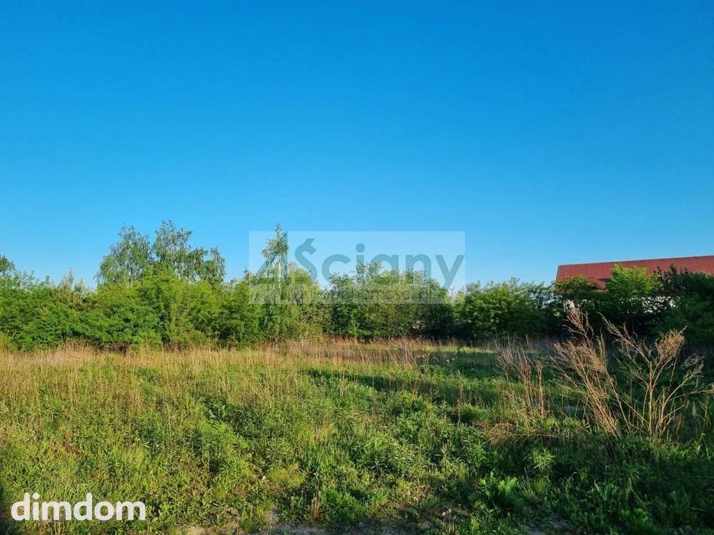 Działka budowlana o powierzchni 1477 m².