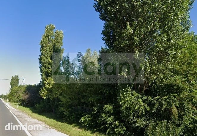 Do sprzedania działka budowlana o powierzchni 1727 m2 w Otrębusach koło Pruszkowa.