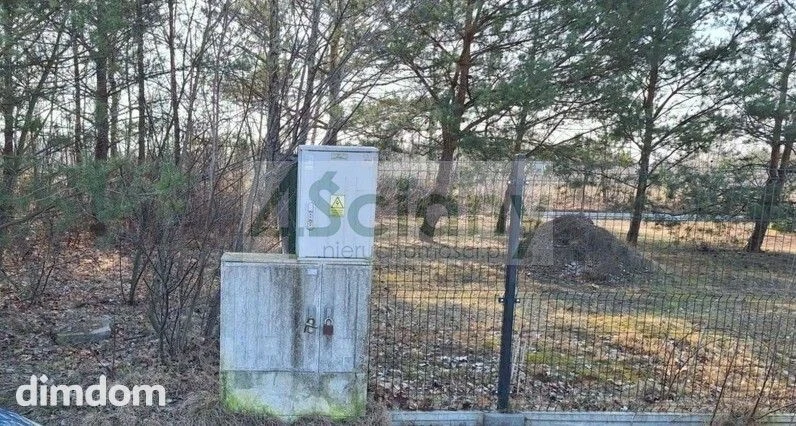 Ustawna działka budowlana z wjazdem od strony północno-wschodniej umożliwiająca wygodne usytuowanie… - 3