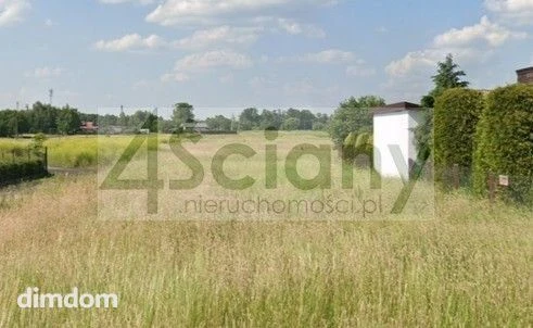 DO SPRZEDANIA DWIE SĄSIADUJĄCE DZIAŁKI.