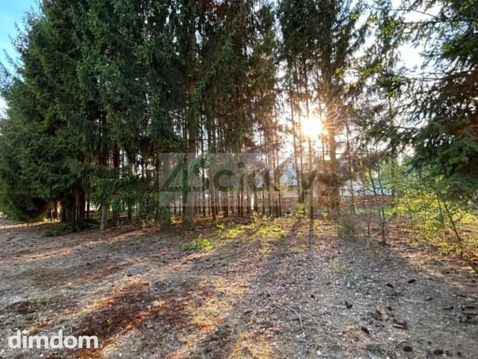 Do sprzedania działka budowlana o powierzchni 1575 m2 w Radoniach koło Grodziska Maz.