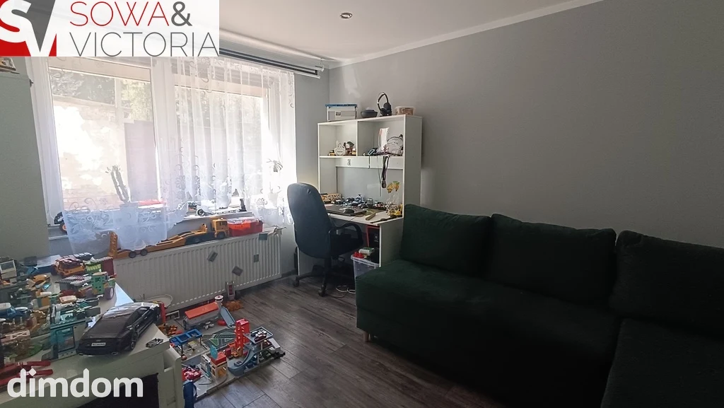 Parter domu z pięknym ogrodem. - 2