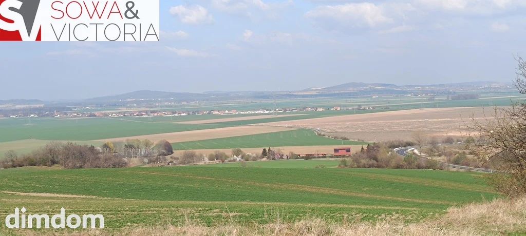 Piękna, otoczona lasem działka w Dobromierzu