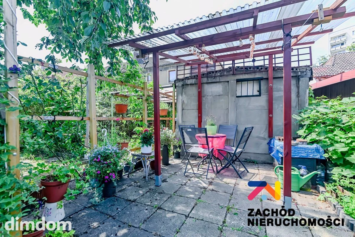 Na sprzedaż 4 pokojowe mieszkanie bezczynszowe o powierzchni 85,6 m2 usytuowane na parterze dwulokalowego budynku mieszkalnego zlokalizowanego w centrum miasta- ul. 1-go Maja. Mieszkanie jasne, przes… - 5