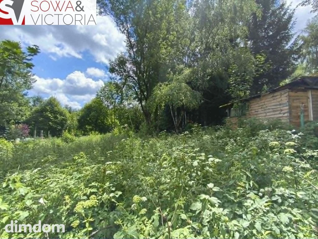 Kameralna działka otoczona drzewami, pod lasem - 3