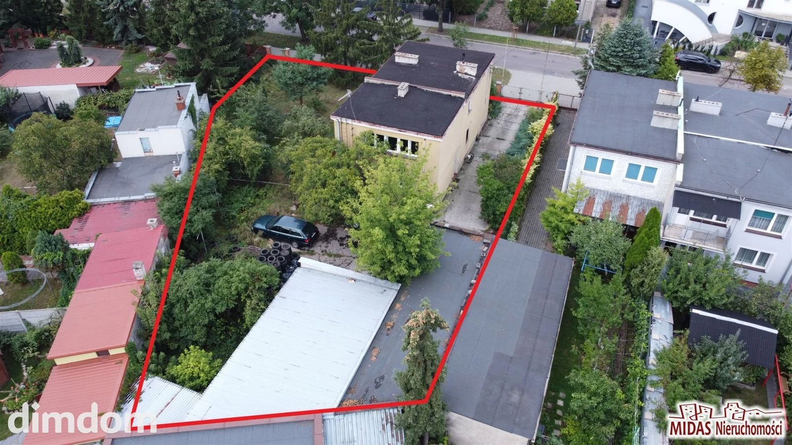 DOM WOLNOSTOJĄCY Z DUŻĄ DZIAŁKĄ I ZAPLECZEM GOSPODARCZYM - OSIEDLE POŁUDNIE