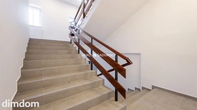 204m2 w biurowcu,ok. Mogilskiej,super cena 45zł/m2