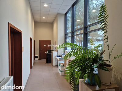 Bronowice, parter, 95 m2 biur + parking
