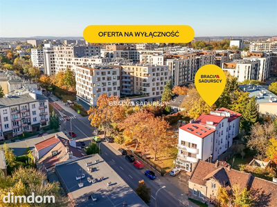Lokal mieszkalno-usługowy w centrum.