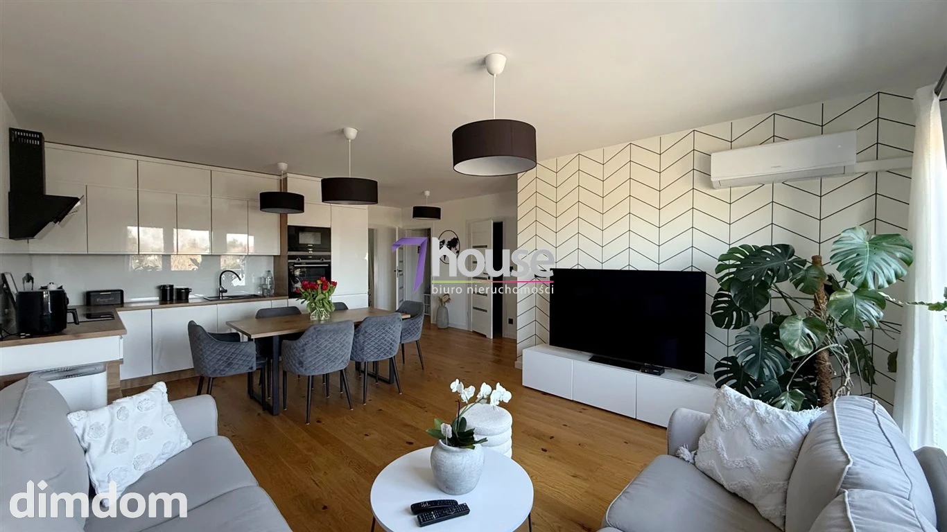 Gotowy do zamieszkania nowoczesny apartament o powierzchni 75,40 m² położony na 1 piętrze, zaprojektowany z myślą o komforcie -  - w pełni umeblowany i wyposażony .