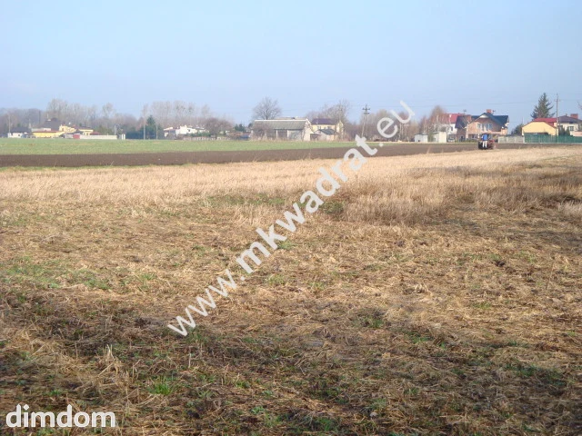 Działka w okolicach Grodziska Mazowieckiego, odległość od centrum 3 km. Teren bardzo równy, bez… - 20712836.jpg