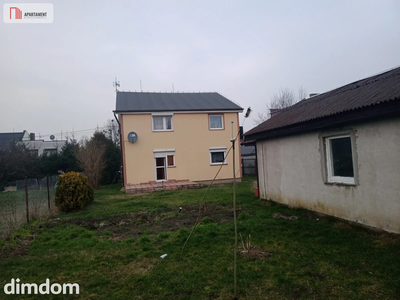 *Dom na osiedlu w Żninie