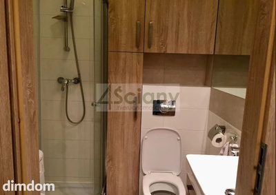 Do  sprzedaży mieszkanie przy Al. Wyzwolenia w kamienicy z 1952 roku. Mieszkanie ma 34 m², znajduje… - 3