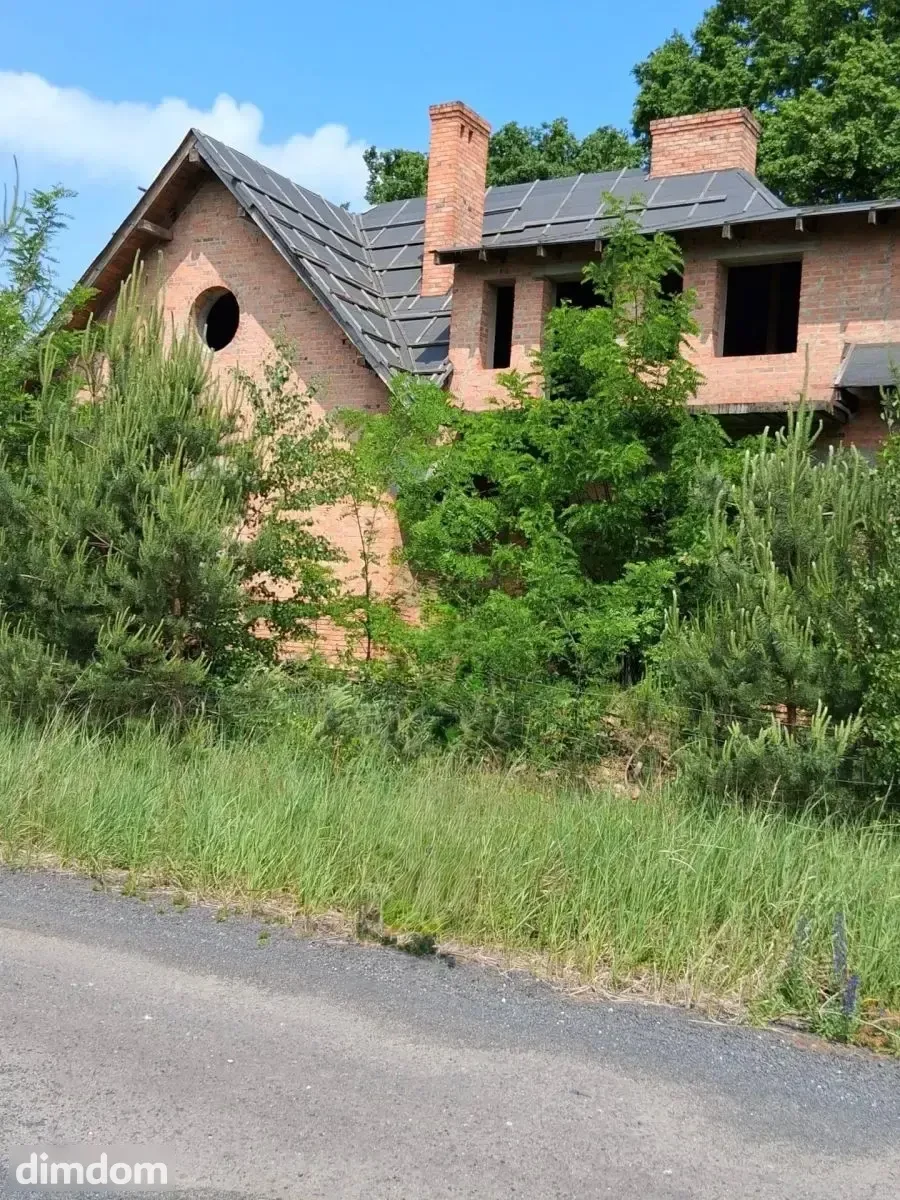 Dom na dużej działce przy lesie - 104934722.jpg