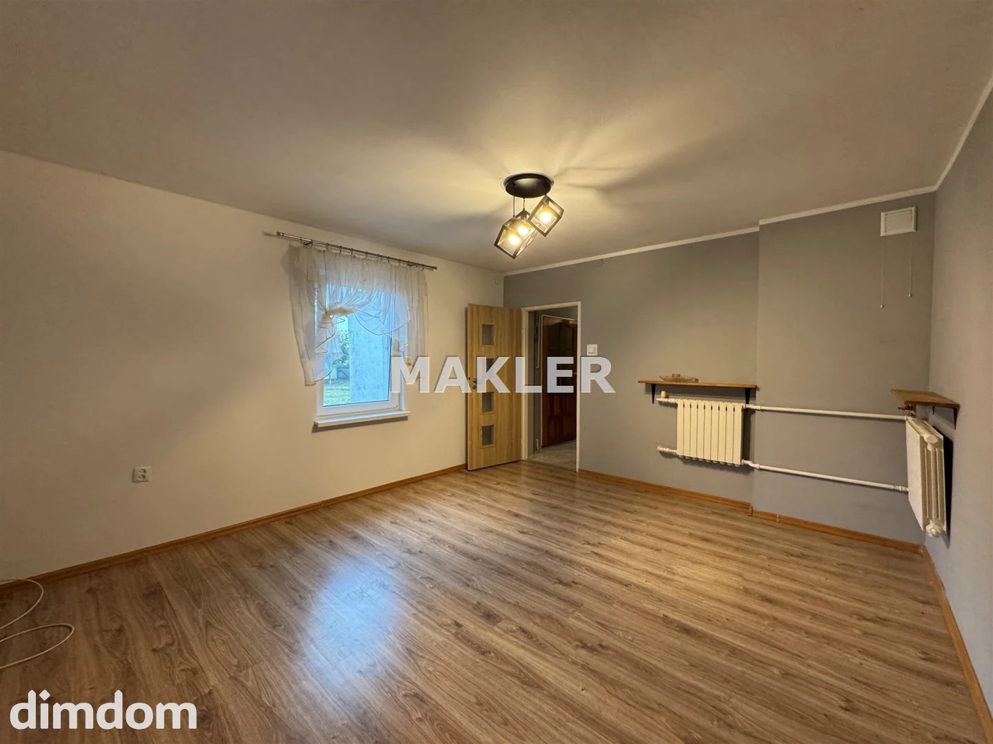 Dom z ogrodem + 500m2 działki