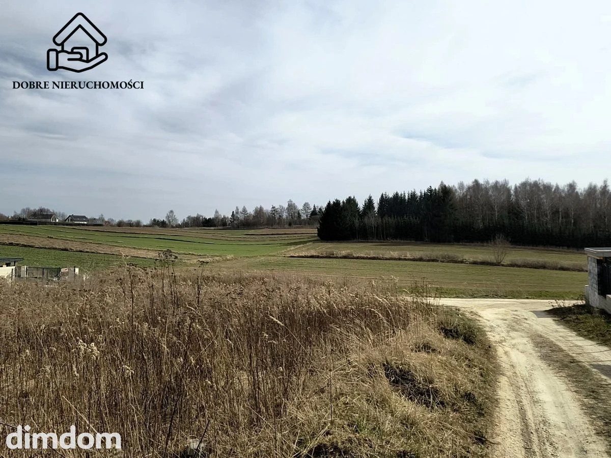 1000 m2 - teren zabudowy MN - 40 % pow. zabudowy.