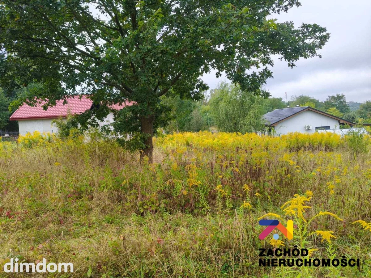 Przedstawiamy Państwu atrakcyjną ofertę działki budowlanej położonej w miejscowości Kamień przy ul. Chabrowej o pow. 1684m2. - 168330227-1l.jpg