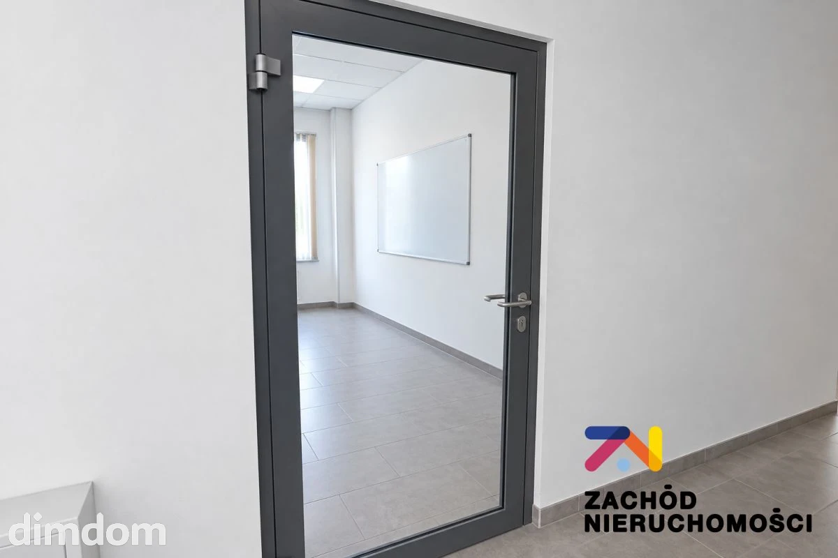 HALA MAGAZYNOWA 1900M2 Z ZAPLECZEM BIUROWYM I PLACEM MANEWROWYM 2400M2 - 2