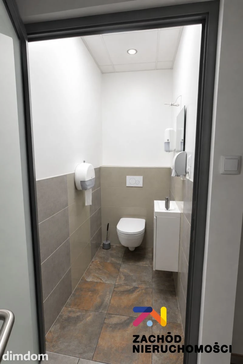 HALA MAGAZYNOWA 1900M2 Z ZAPLECZEM BIUROWYM I PLACEM MANEWROWYM 2400M2 - 4