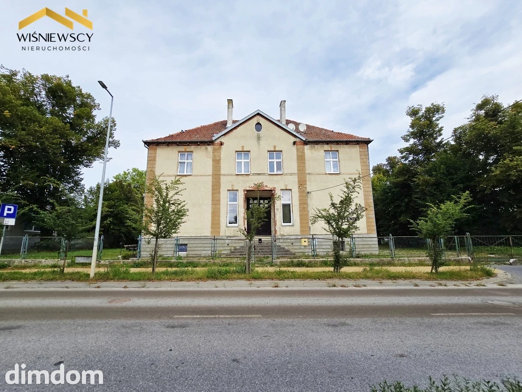 Kamienica Malbork centrum, 8 mieszkań, 5 garaży