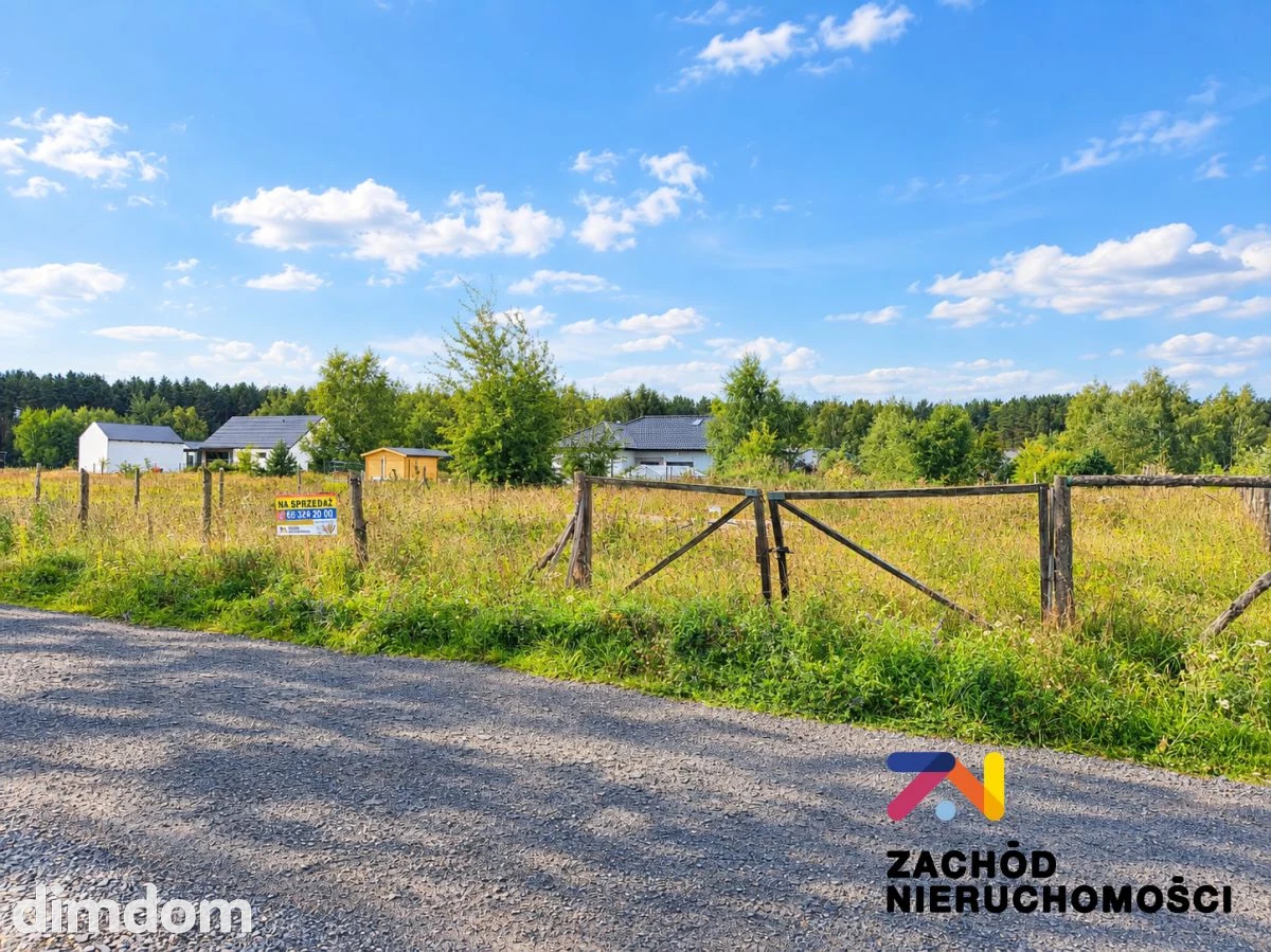 Oferujemy Państwu na sprzedaż atrakcyjną działkę budowlaną o powierzchni 1218 m, położoną w malowniczej miejscowości Droszków, zaledwie kilka kilometrów od Zielonej Góry. - 3
