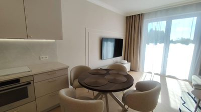 DO WYNAJĘCIA 3 pokoje balkon, klima PIERWSZY NAJEM - 2