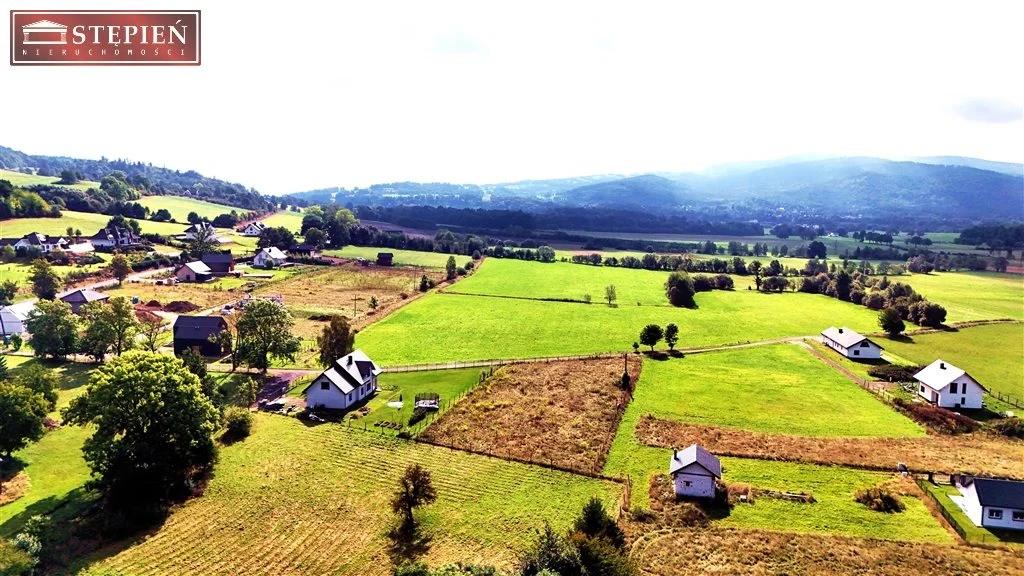 Mały domek z pieknym widokiem na panoramę gór. - 5
