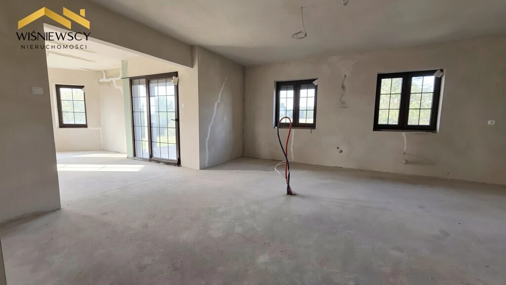 Dom w Majewie na działce 5612 m² - 2