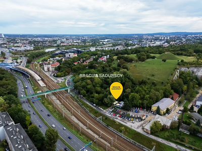 Działka z wynajętym budynkiem przy kopcu Kraka - 4