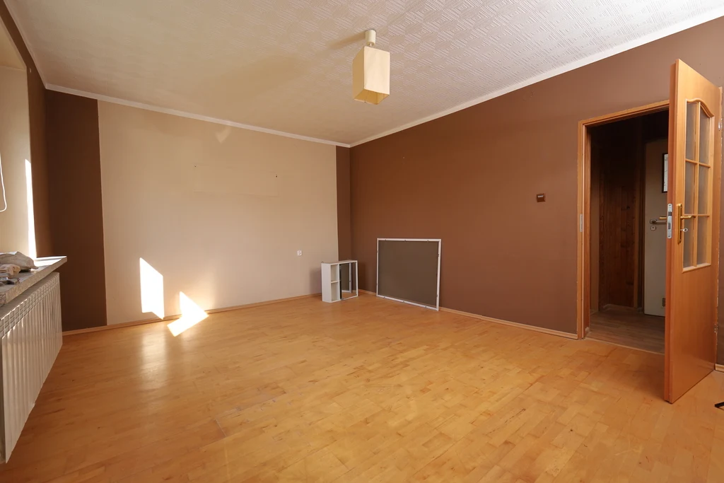 Dom szeregowy 220 m², dwa mieszkania, ogród, garaż - 5