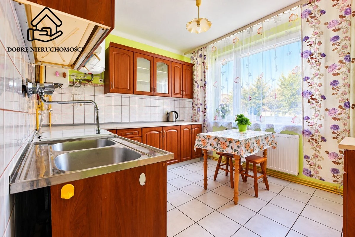 3 oddzielne pokoje - 70 m2 - 1 piętro - 3