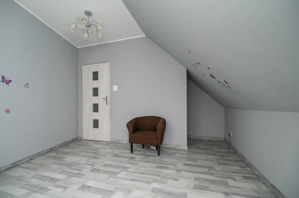Dom pod Grudziądzem | 1890 m² działki | 5 pokoi | 4 garaże - 5