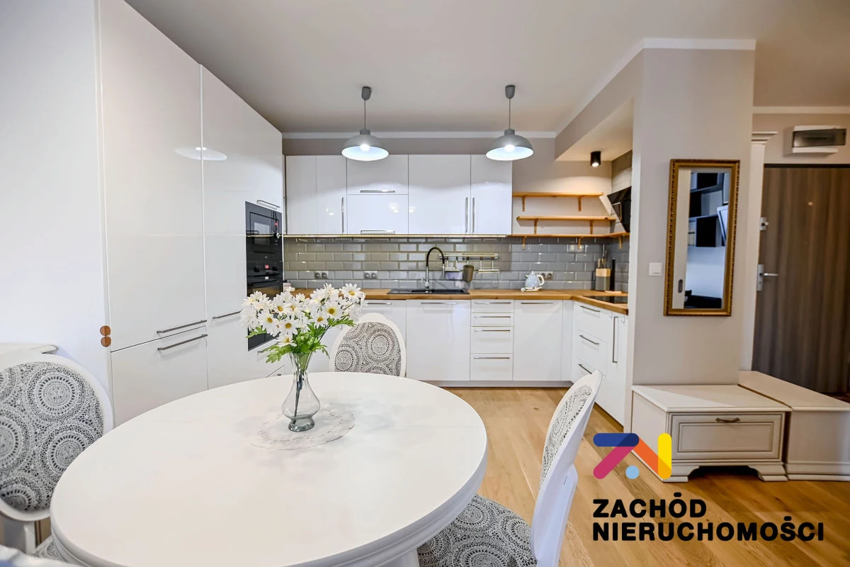 Prezentujemy nowoczesne 3-pokojowe mieszkanie 58,78 m2 w centrum - wysoki standard, klimatyzacja… - 2