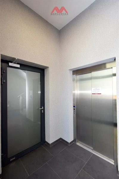 POMIESZCZENIE BIUROWE W NOWOCZESNYM BIUROWCU W ŚRÓDMIEŚCIU - 5