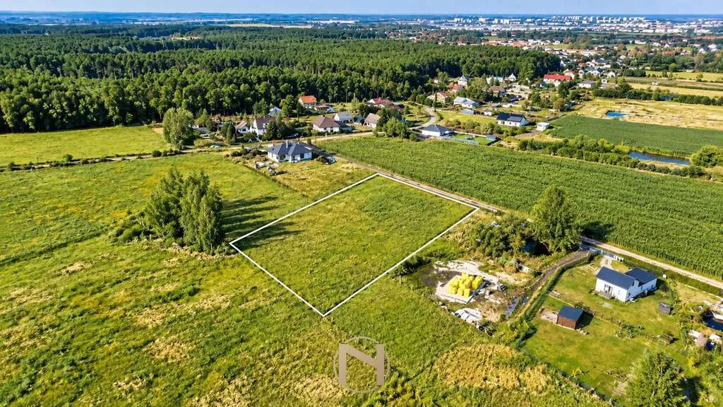 Działka na sprzedaż - 2