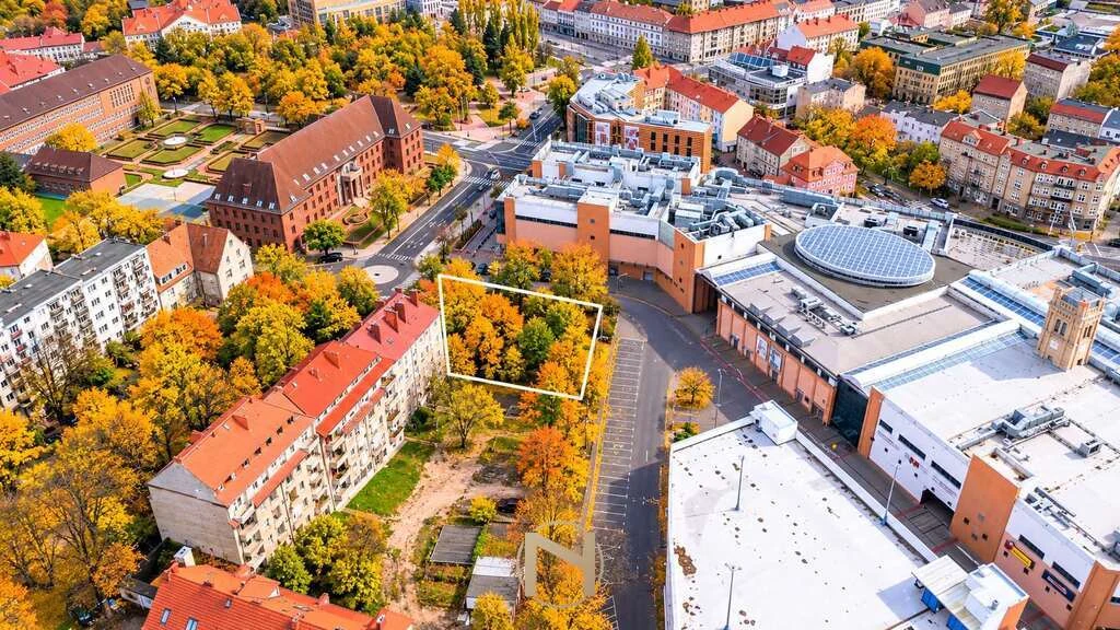 Działka na sprzedaż - 3